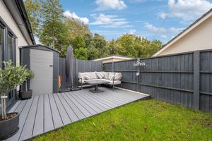 Photo 12- click for photo gallery